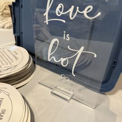 Wedding Fans (39) and Sign