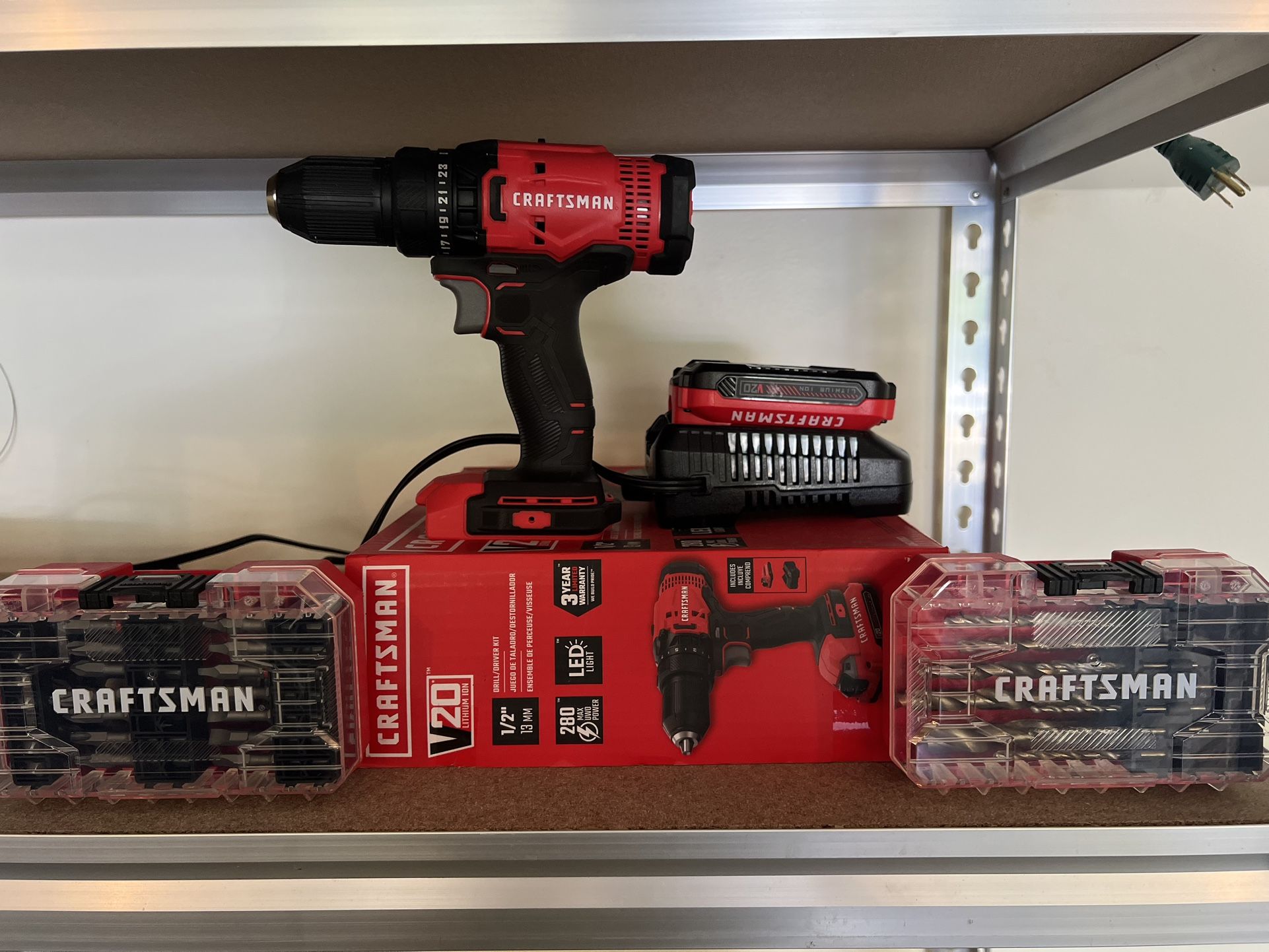 Craftsman Cordless drill set