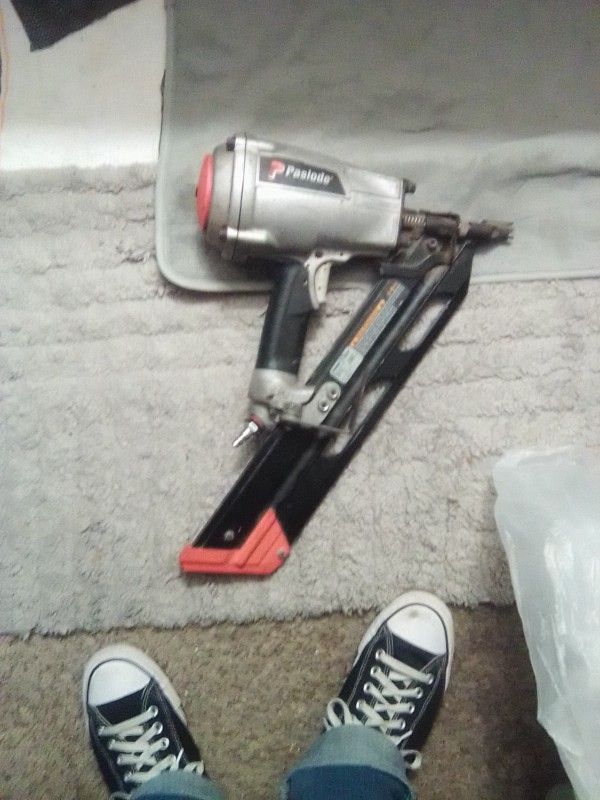Paslode Framing Nailer 