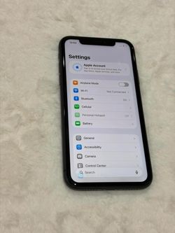 IPhone 11 / Fully Functional and Unlock