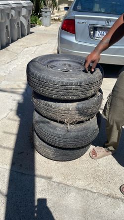 Original ford ranger rim and tires 15s
