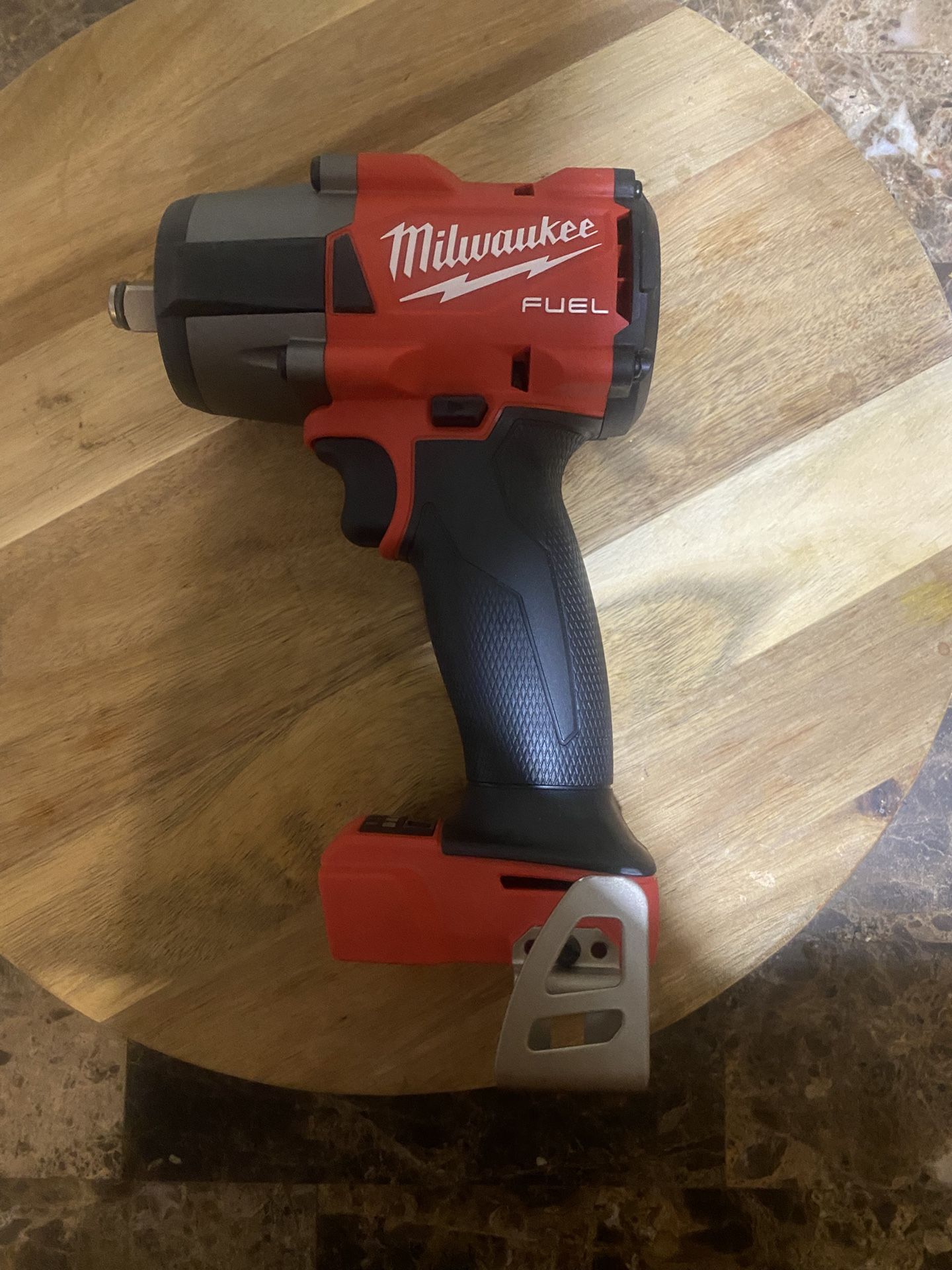 Milwaukee 1/2 Impact Wrench New/nuevo