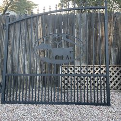 Black Iron stable gate