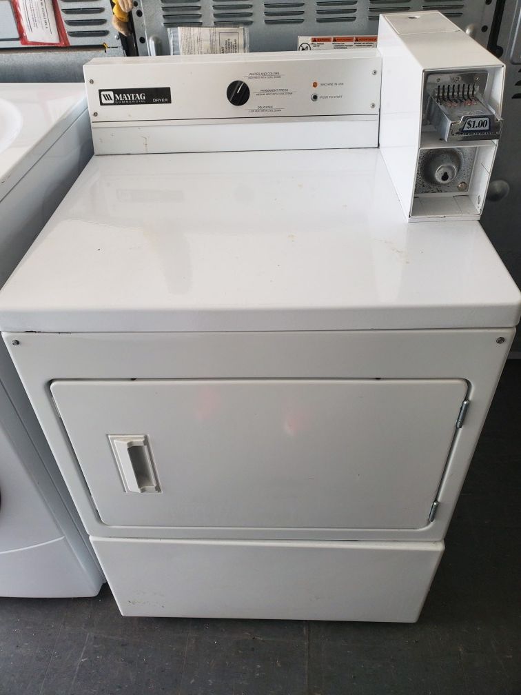 COIN-OP WASHER/GAS DRYER