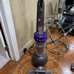 Dyson Ball Animal 2 Bagless Vacuum