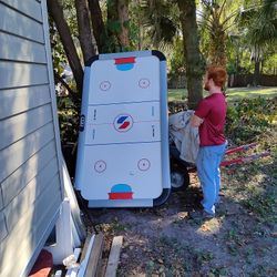 AIR HOCKEY TABLE