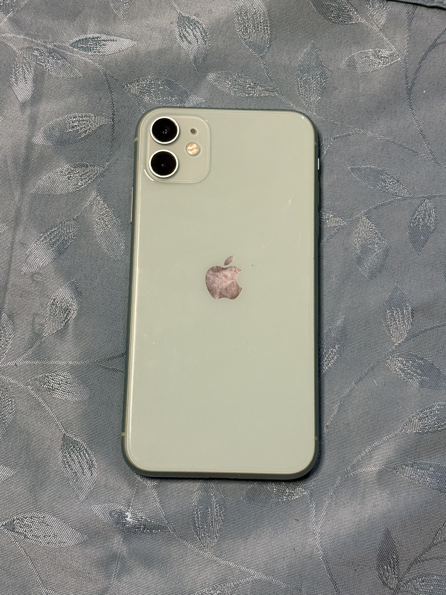 Used Iphone 11