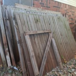 Used Fence Panels  Free To Good Home 