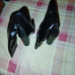 Black Boots