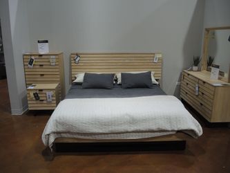 Rotta Rio King Platform Bed - Light Natural Hickory | Headboard
