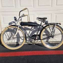 Vintage Boys Schwinn Straightbar Bicycle  For Sale