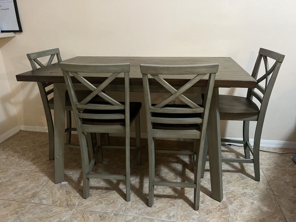 Dining Room Table