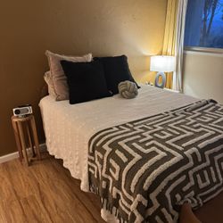 Excelllent Queen Hybrid Mattress W/adjustable Frame