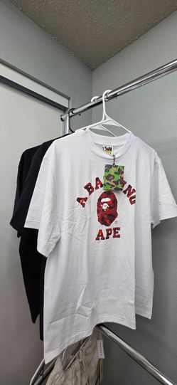 Bape  T-Shirt  size M
