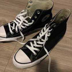 Converse Chucks Size 10 (Fits Big Af)
