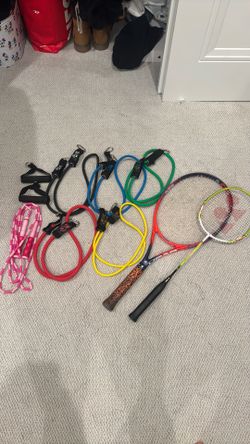 WORKOUT EQUIPMENT/RACKETS