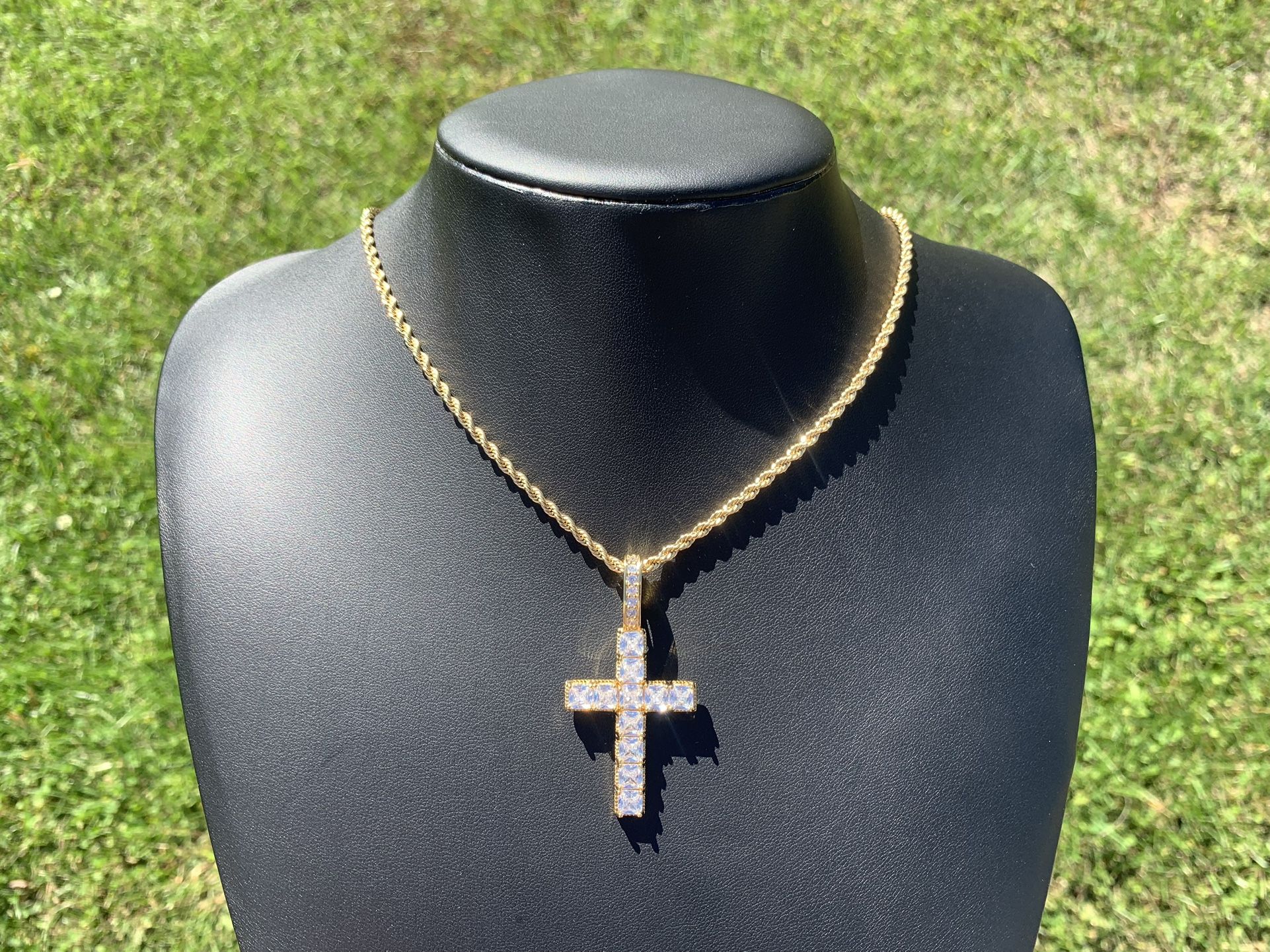 14k Gold Plated Iced Cross Pendant With Rope Chain Men's Women's