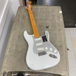 Fender Stratocaster American Ultra 2 