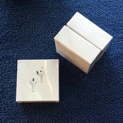 Apple AirPods Gen 4 ANC
