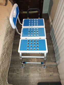 Free Medical Bathtub/Shower seats