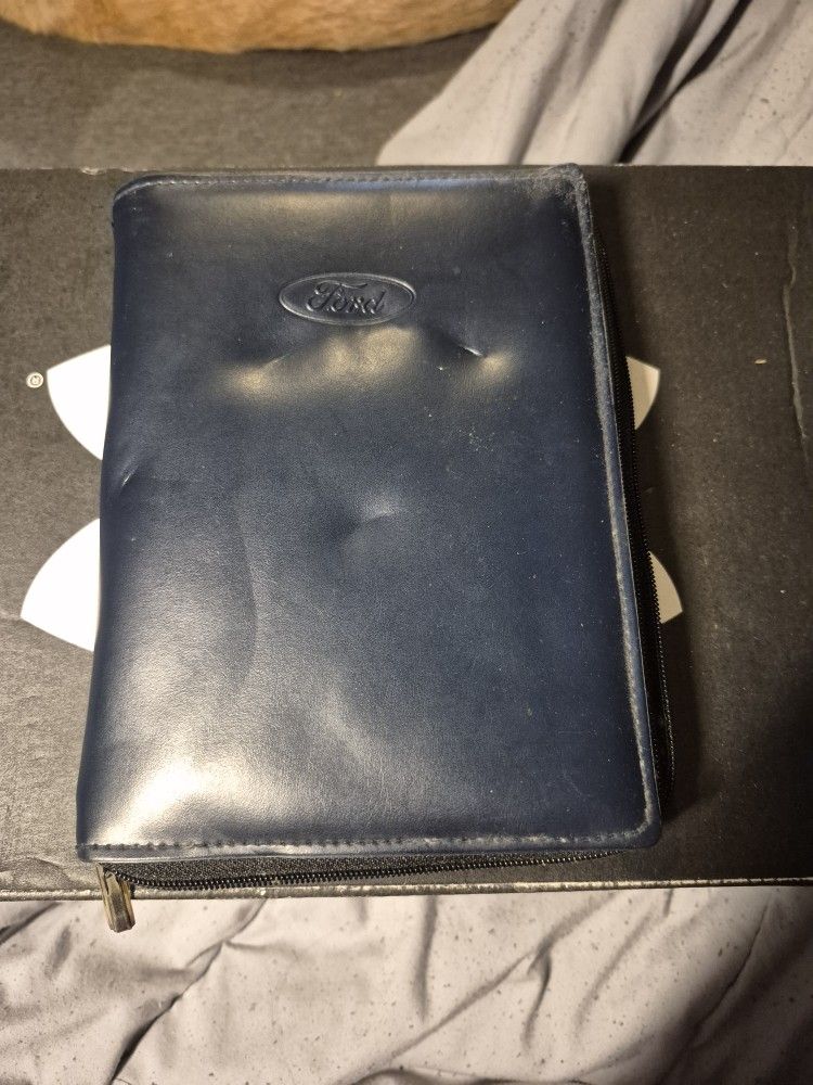 Crown Victoria Owners Manual