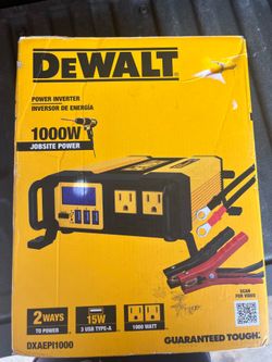 DeWalt 1000W Power Inverter DXAEPI1000