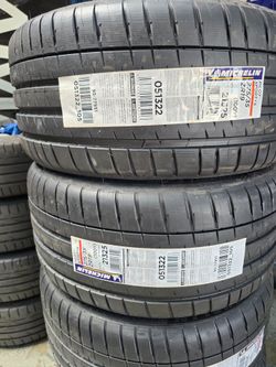 275 35 19 Michelin Pilot Sport 4S tires
