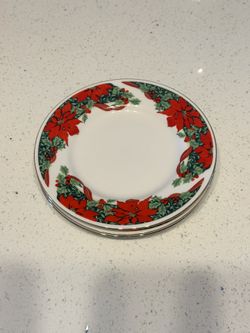 Gibson holiday Plates