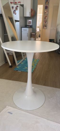 white tulip table