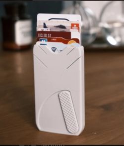 Lightweight Slide Up Card Wallet