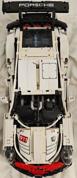 LEGO Technic Porsche 911 RSR 42096 - Used