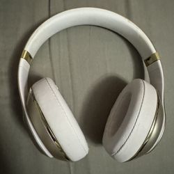 Beats By Dre Used Headset Old-School Wired/Bluetooth