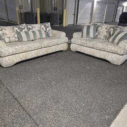 Floral Sofa and Loveseat Set with Pillows (DELIVER OPTION)