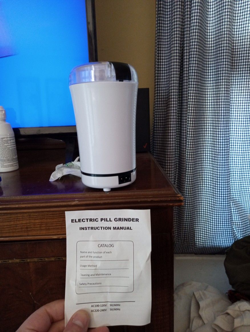 Electric pill grinder