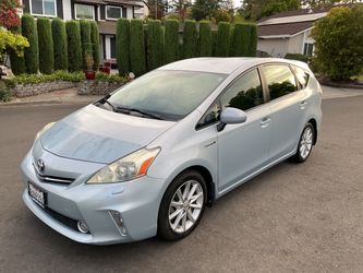 2012 Toyota Prius V
