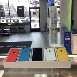iPhone Xr 64GB Fully Unlocked Coral/Blue/Black/Silver/Yellow Great Condition (Works Overseas)