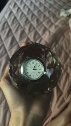 Faceted Crystal Glass Quartz Desk Clock Roman Numerals