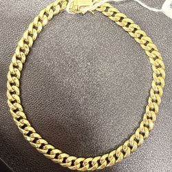Cuban Link Gold Bracelet 