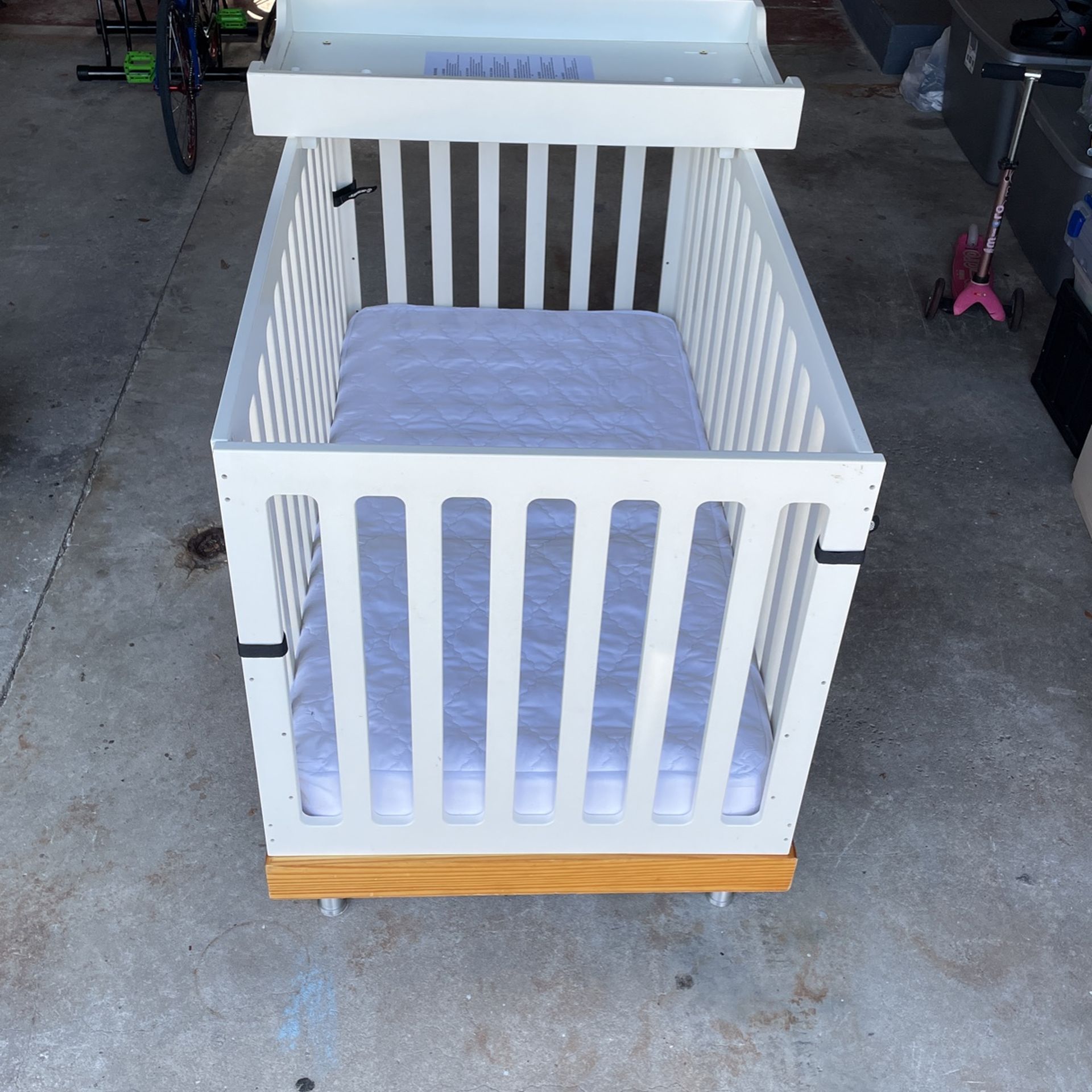 Oeuf Classic Crib