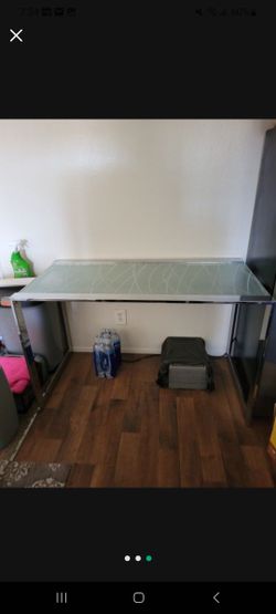 Glass Table With 2 Chairs