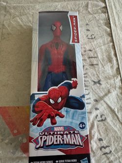 Marvel Ultimate Spider-Man Titan Hero Figure