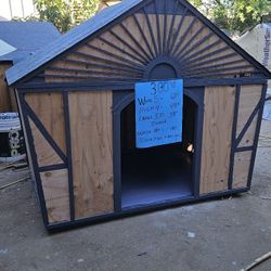 Large Dog House (Available)