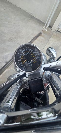 Motorcycle  clean title,  low miles