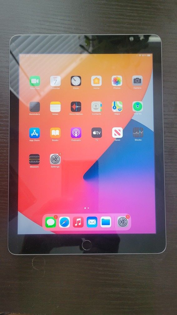 💥💥Apple iPad 5th Generation Wi-Fi 32GB💥💥