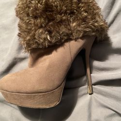 Tan Ankle Fur Heels