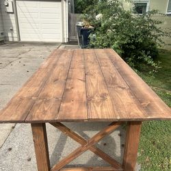 Large Wooden Dining Yable