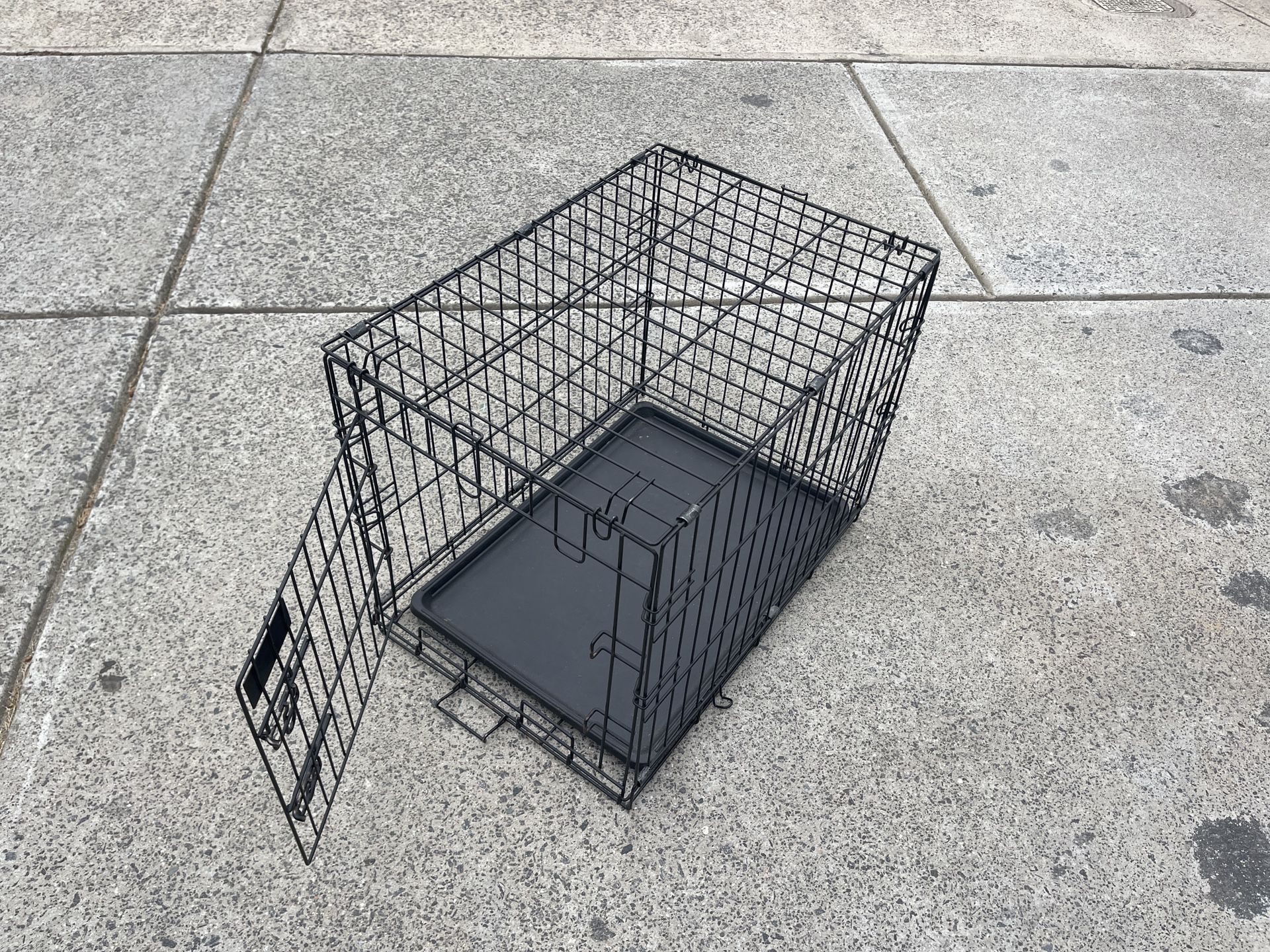 Small dog kennel for sale
