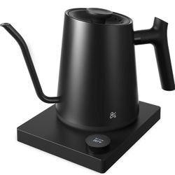 Greater Goods Electric Gooseneck Kettle Onyx Black 
