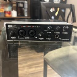 Steinberg UR 22 audio interface