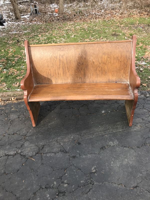 4 foot church pew for Sale in East Palestine, OH - OfferUp